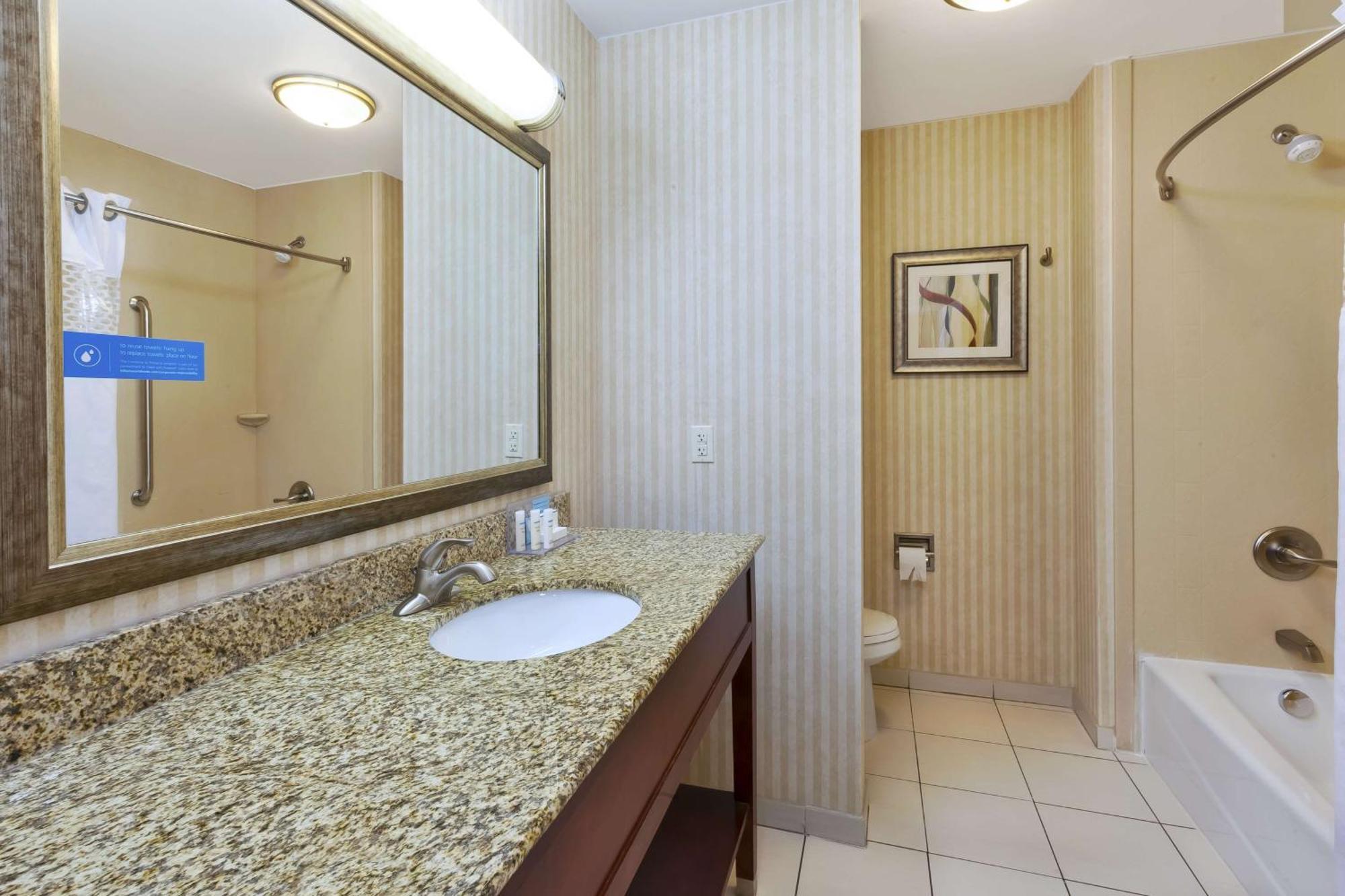 Hampton Inn Detroit/Southgate Eksteriør bilde